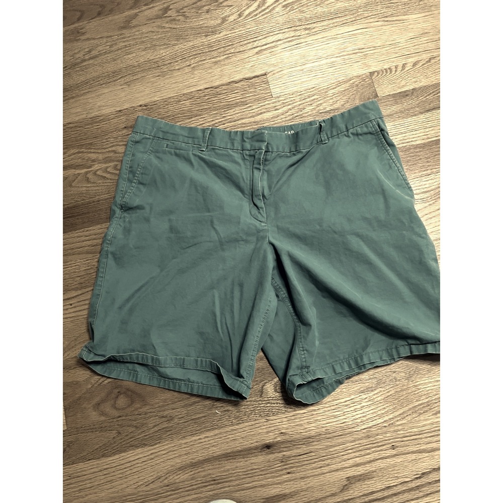 GAP Boyfriend Roll-Up Shorts Green Casual Size 16